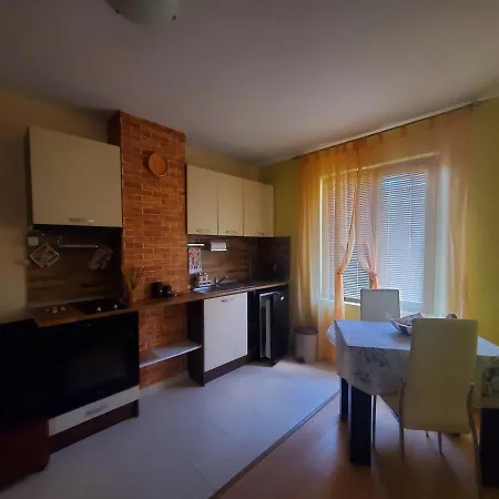 Διαμέρισμα уютно и просторно студио *